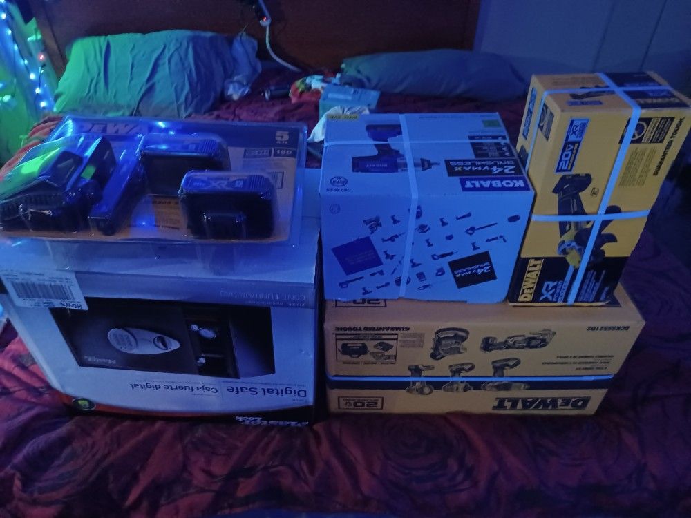 New Assorted Tools Dewalt Kobalt And Home Safe And Dewalt Battery Combo