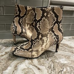 AGL Snakeskin New Ladies Heeled Boots SZ 36