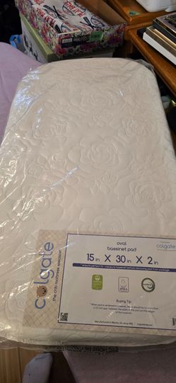 Colgate Oval Bassinete Mattress