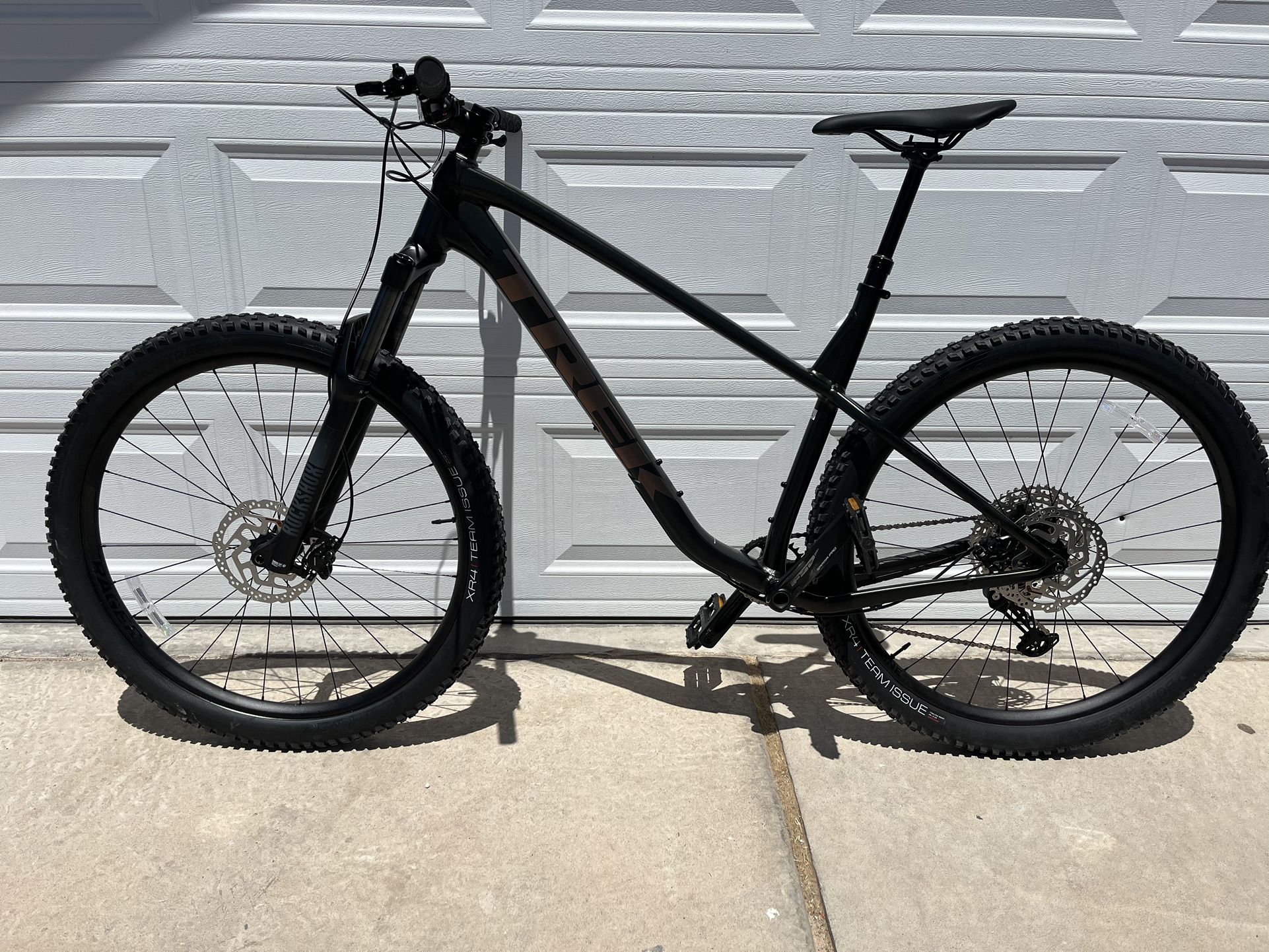 2024 Trek Roscoe 7