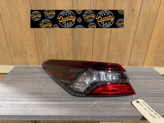 2018 2019 2020 2021 2022 2023 Toyota Camry Driver Side Left Side Tail Light