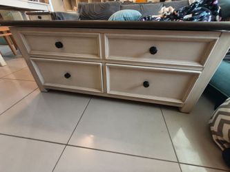 3-Piece Farmhouse Coffee Table Set