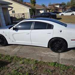 Dodge Charger Pursuit 2013 4sale