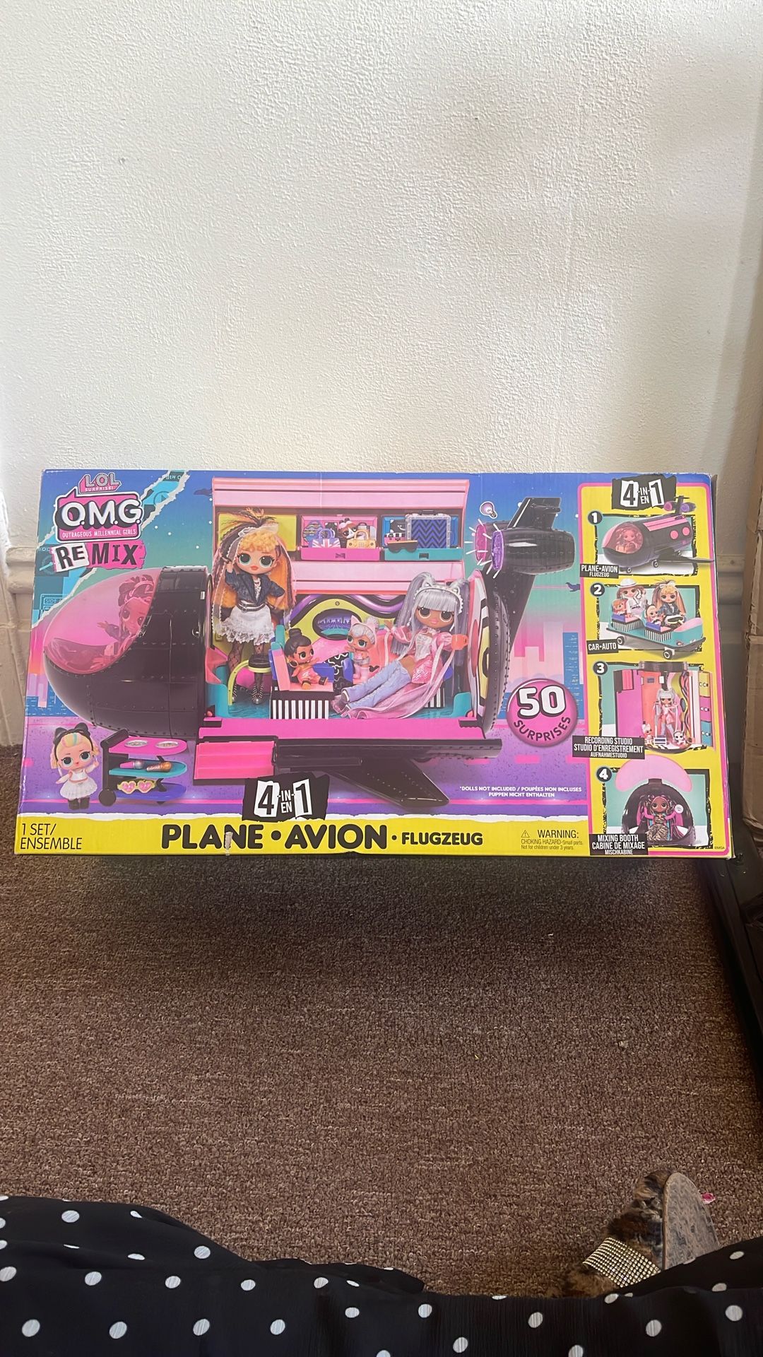 Brand New O.M.G Dolls Plane