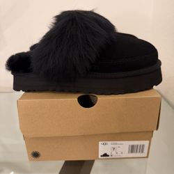 UGG WOMEN'S DISQUETTE CHALET, Size 7 or EU 38 NIB