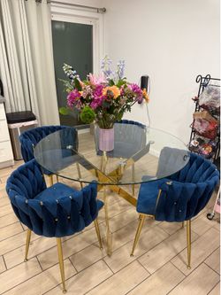 Dinning table set and sofa + coffee table