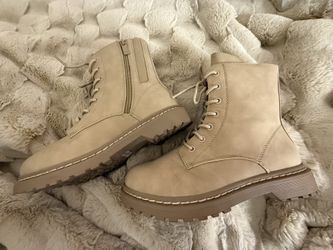 Torrid Combat Bootie Size 8