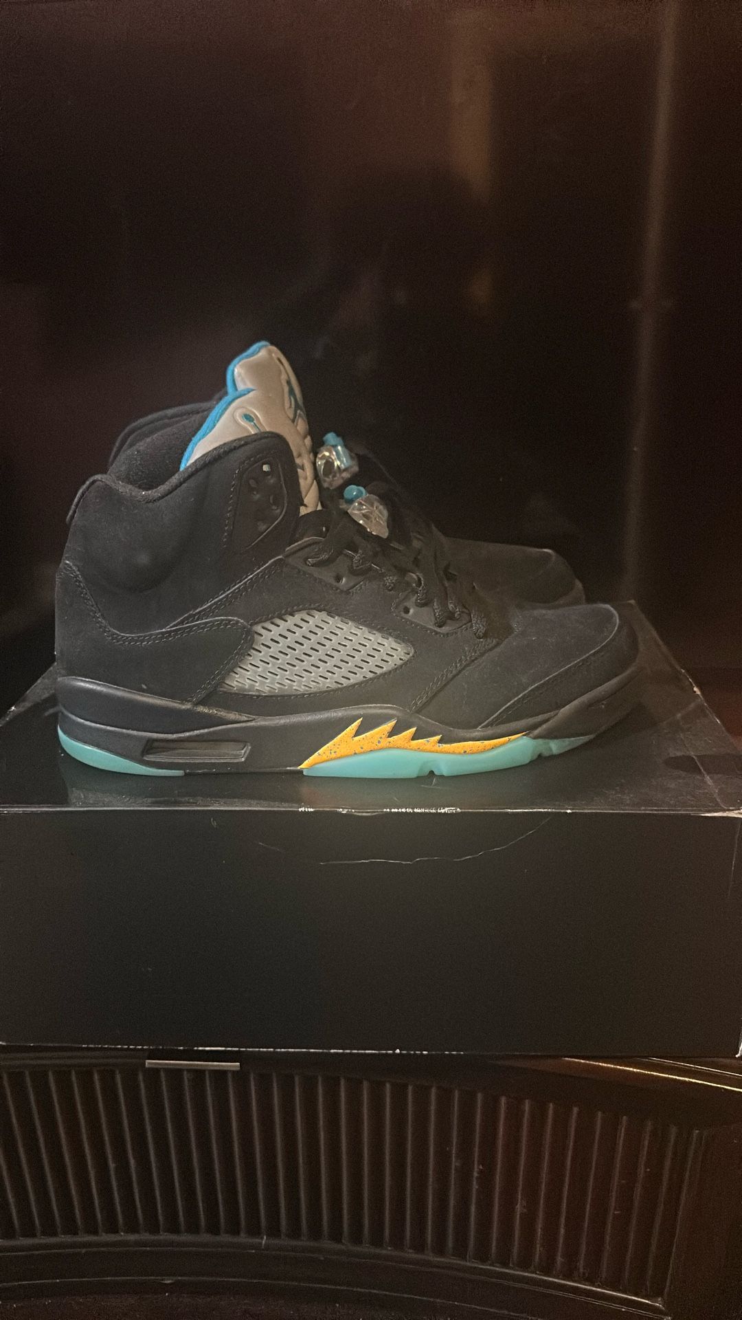 Jordan 5 Aquas.