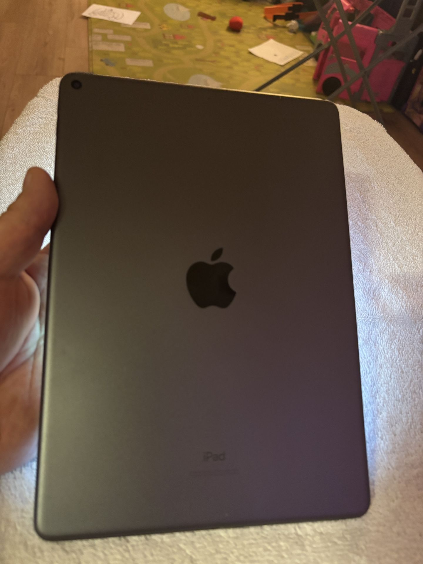 Apple 2019 iPad Air, 10.5-inch, WiFi, 64GB