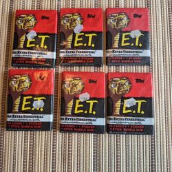 ET Trading Cards 1982 Mint In Package. 