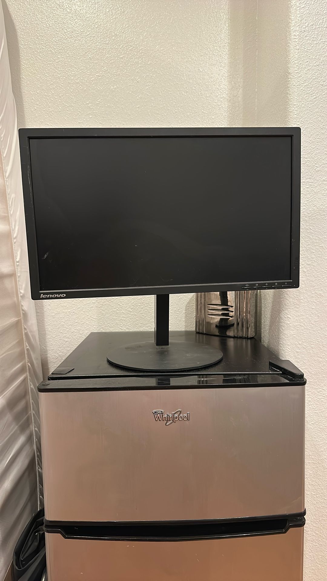 LCD MONITOR