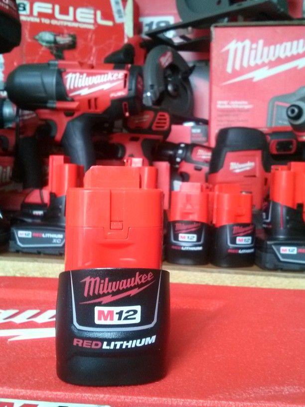 MILWAUKEE M12 RED LITHIUM 1.5AH BATTERY NEW EACH BATTERY