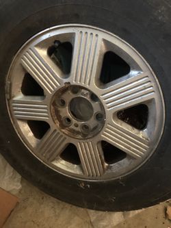 Lincoln Navigator spare,