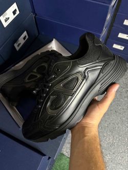Christian Dior B30