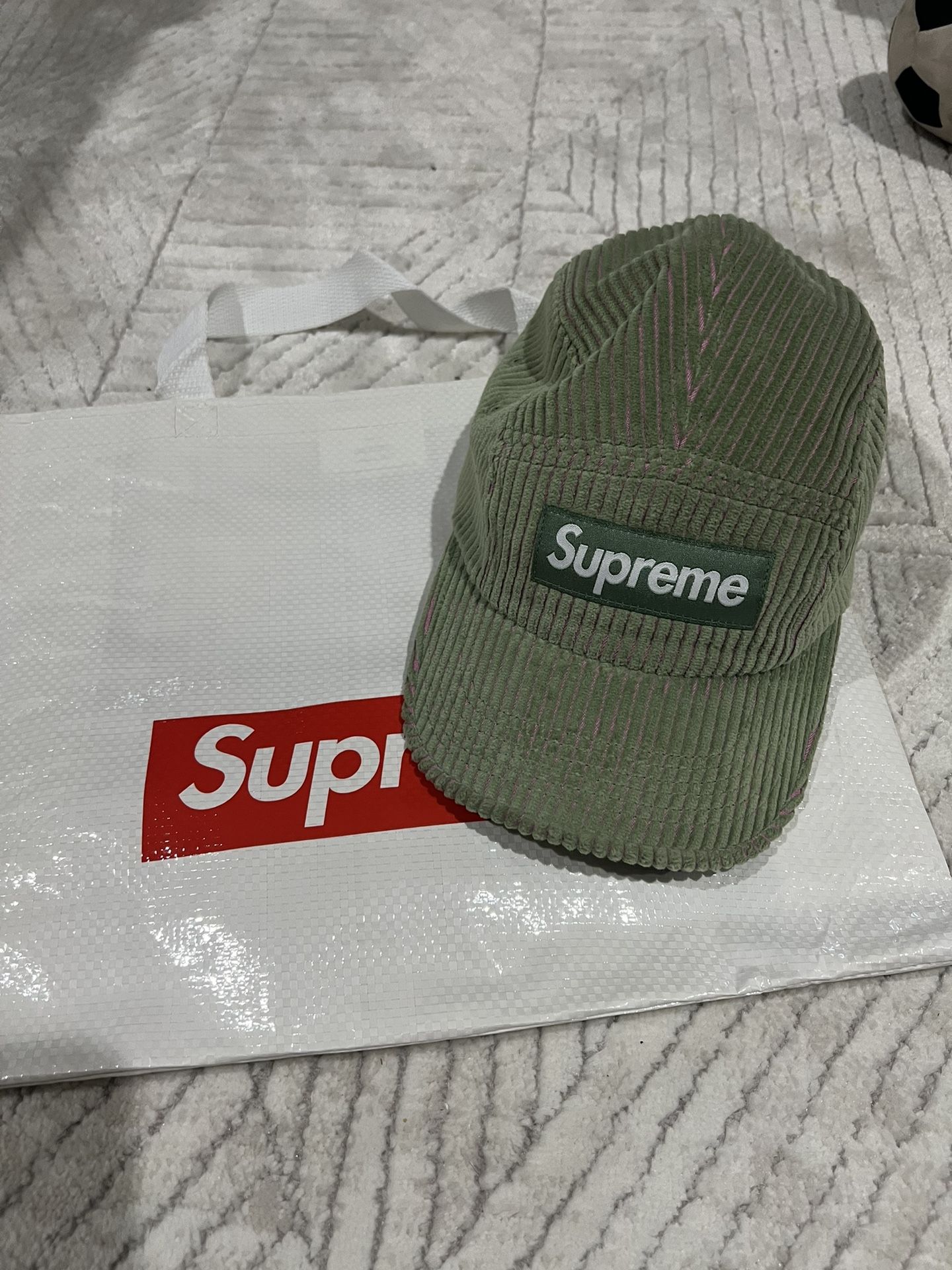 I sell supreme cap 
