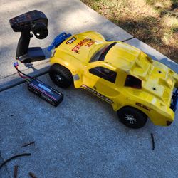 Traxxas Slash Ultimate 3s Brushless 4x4 