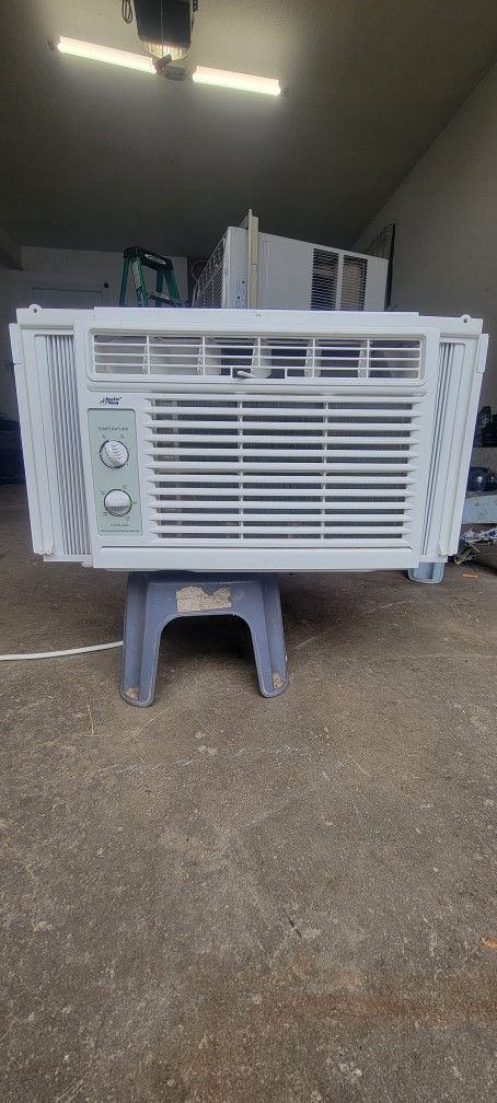 Air Conditioner