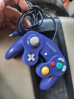 Nintendo Gamecube Controller  Authentic Nintendo Brand  working perfectly