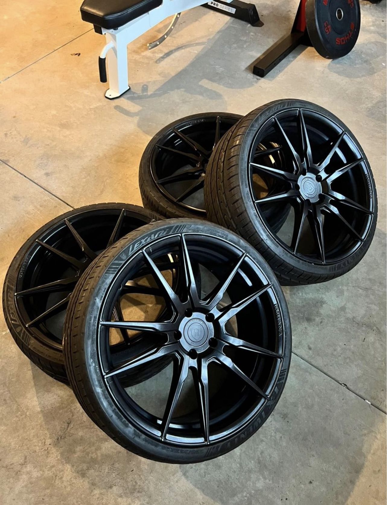 20" Rohana RF Series Black Rims