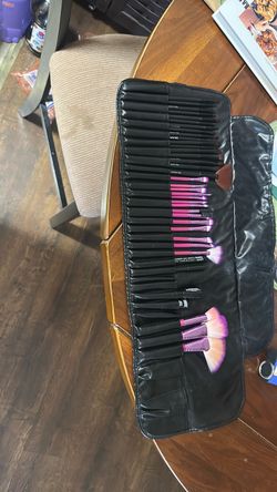 Make up brushes