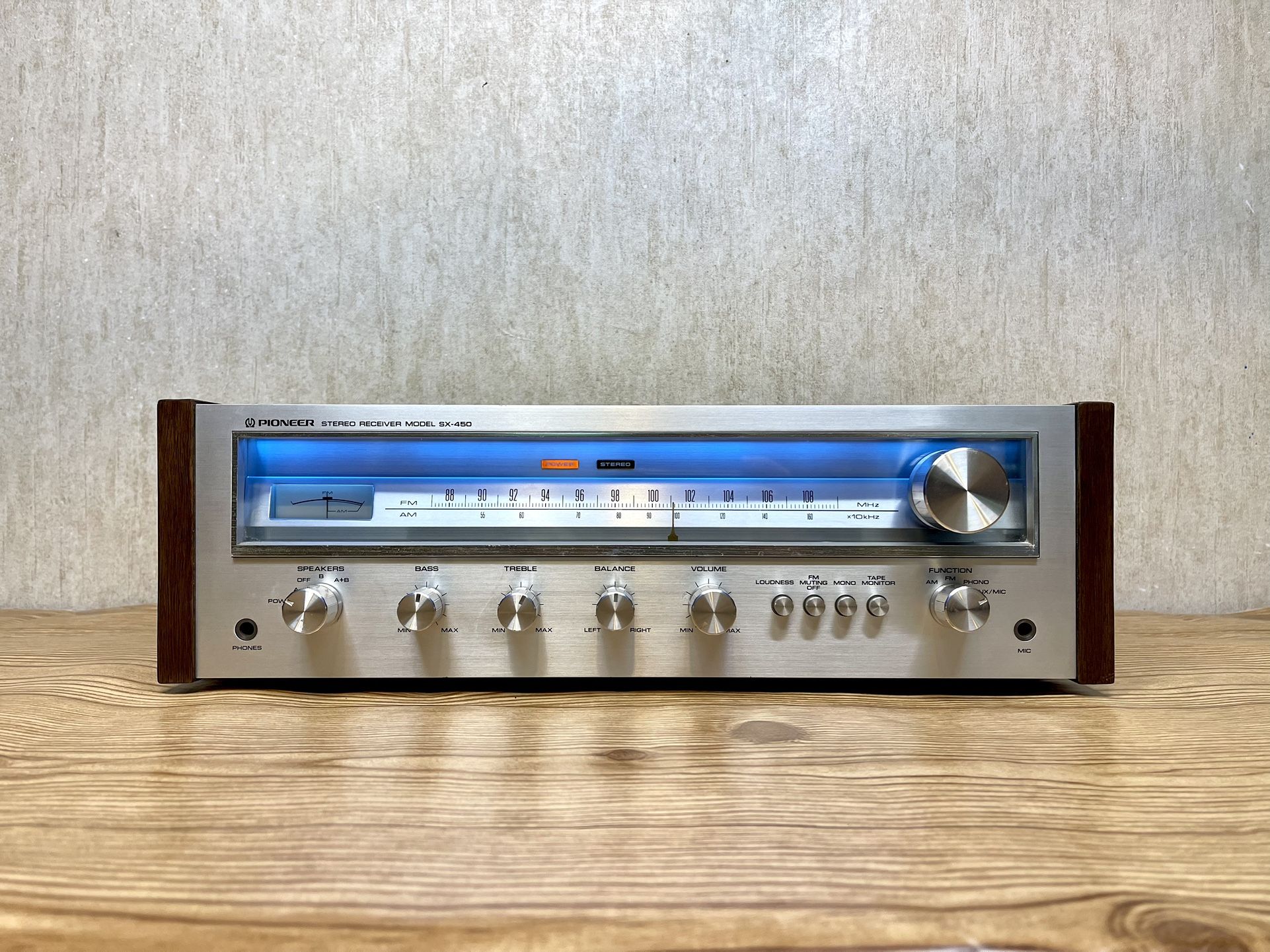 Vintage Pioneer SX-450 Stereo Receiver *Serviced*
