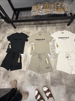 Essentials • shorts an t shirt brand new