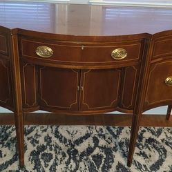 Stunning Baker Said Table In Excellent Condition 