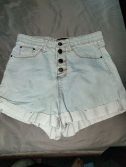 Girls High-Waist Light Wash Denim Shortssize small