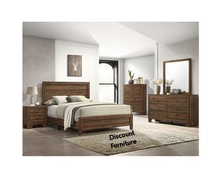 Queen Size 5 Pc Bedroom Set