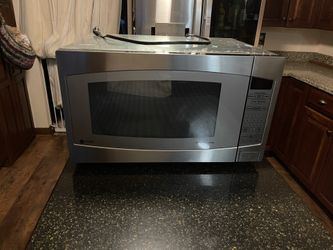 Counter Top Microwave 25 Dollars