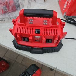New Milwaukee M18 (6 Battery Charger)