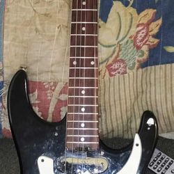 Peavey Raptor Plus For Sale. Just Needs The Pickguard Put Back In And The Humbucker Wired Up. Everything Else Works Fine