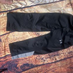 Assorted Clothes ,Totes And Beyond 