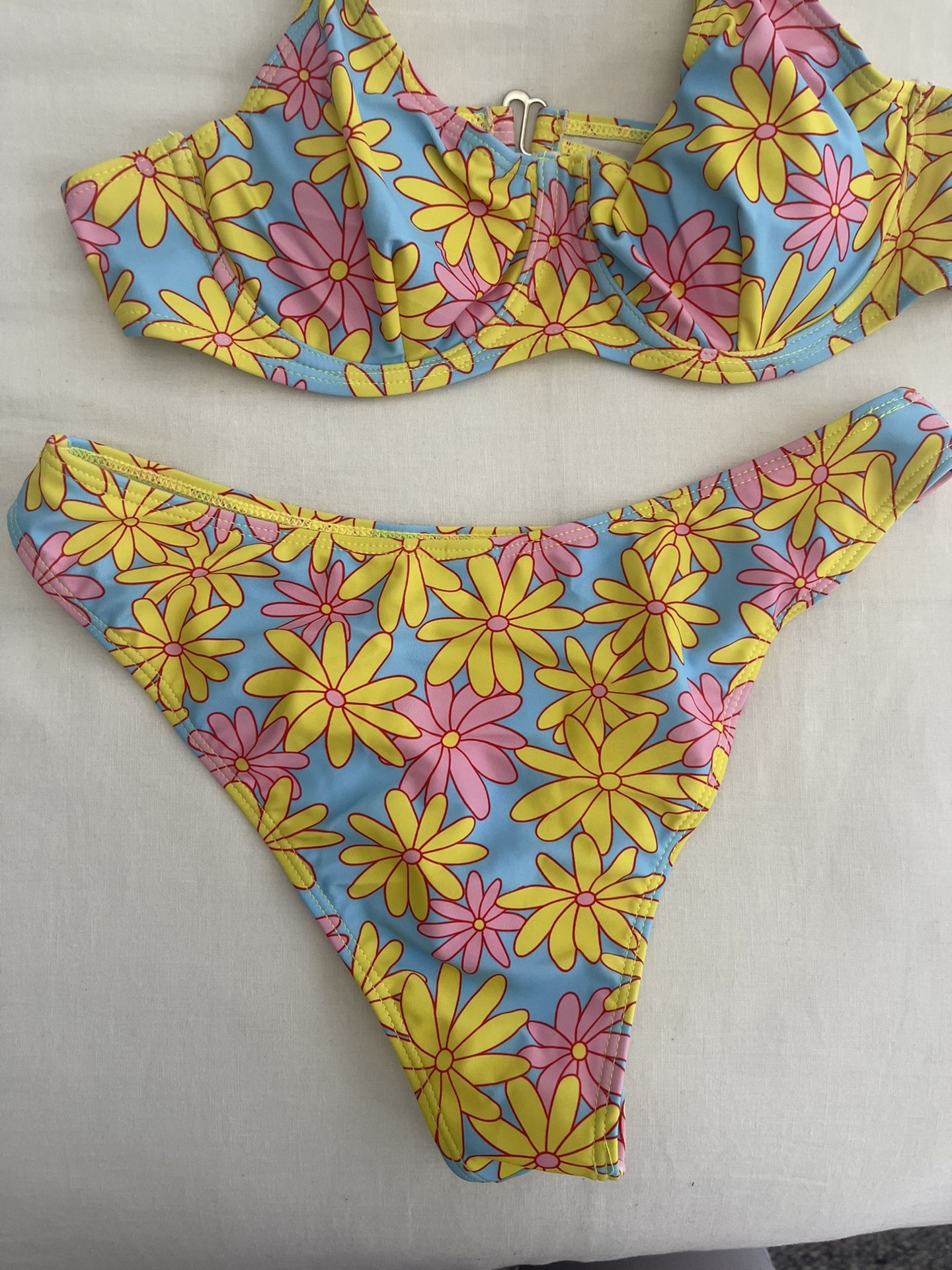 Shein Flower Power Bikini | Medium for Sale in Hoboken, NJ - OfferUp