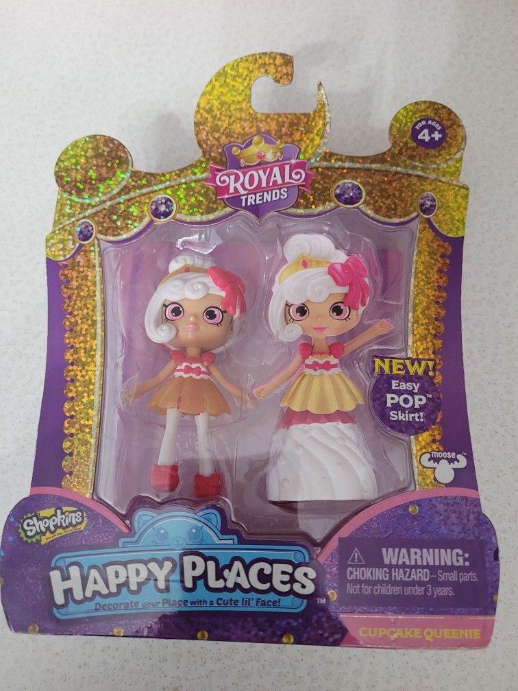 New Shopkins Happy Places Royal Trends Cupcake Queenie Doll & Pop Skirt