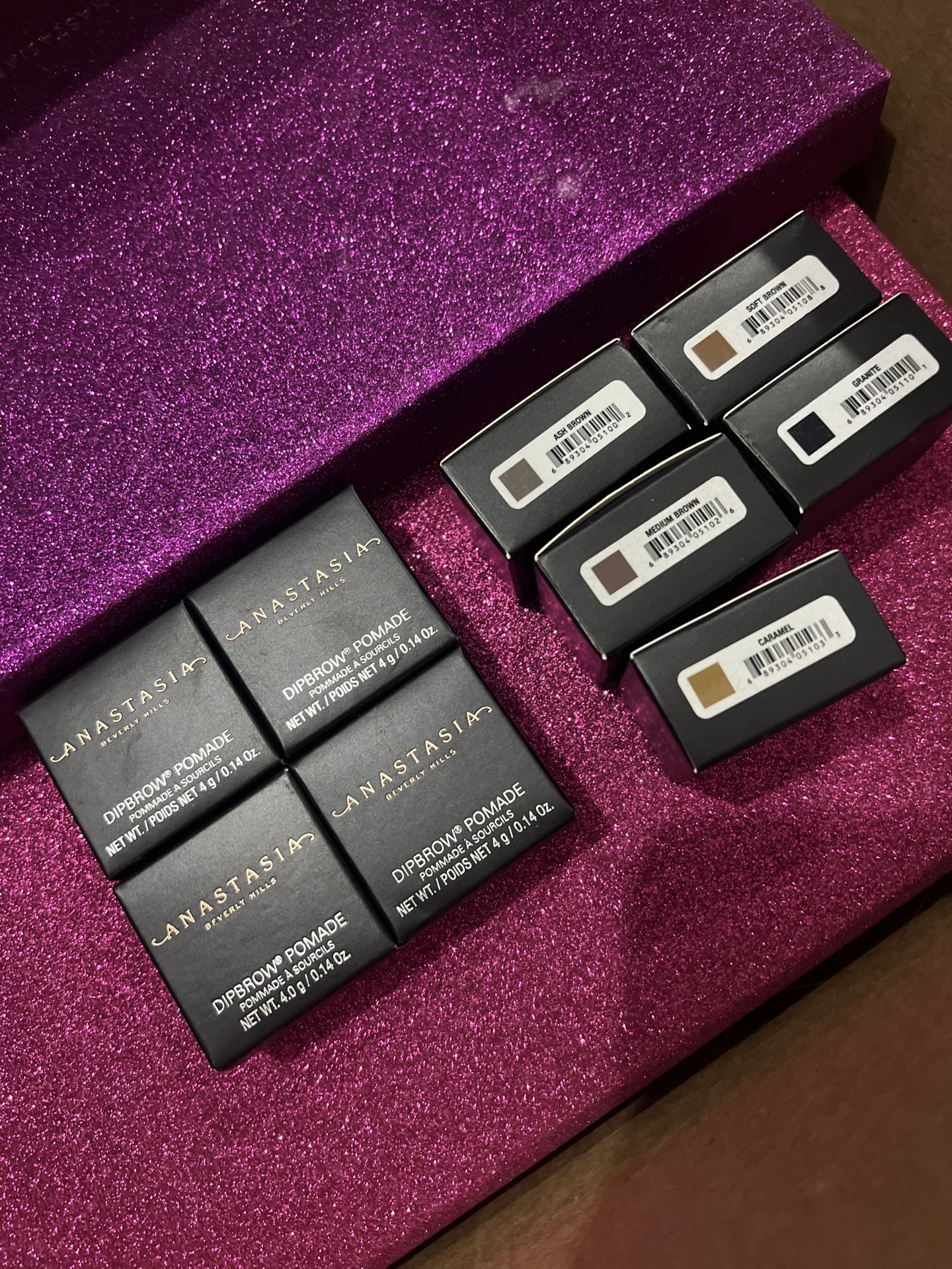 Anastasia Beverly Hills Pomade