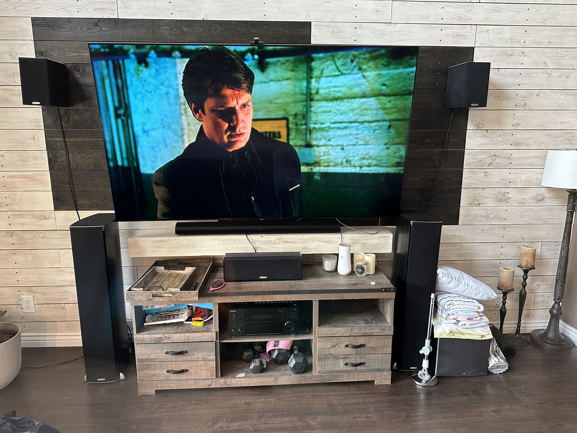 Onkyo TX RZ820 7.2 Polk Full Stereo Surround System