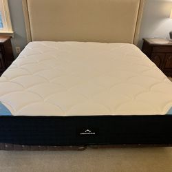 Dreamcloud Premier Mattress - KING 
