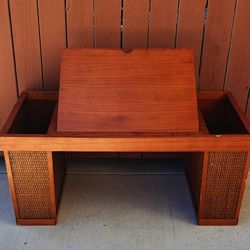 Retro Wicker Laptop Desk/TV Dinner Tray/ Multi Use Table-Vintage!