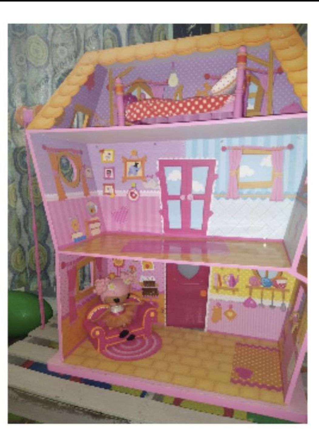 Lalaloopsy doll house