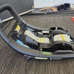 Graco SnugRide SnugFit Infant Car Seat Base W/Anti-Rebound Bar.