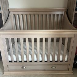 4-in-1 Convertible Crib With Toddler Bed Conversion 