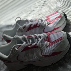 Brand New New Balance 530 White/Pink Sneakers Size 9.5 (No Box)