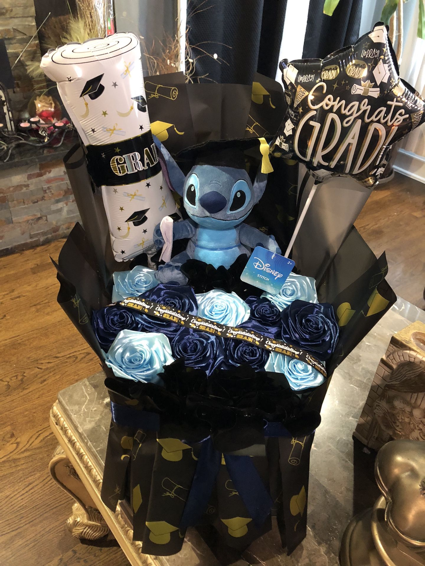 Stitch Con Flores Eternas