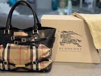 Burberry Large Classic Design Canvas Leather Tote Handbag 
