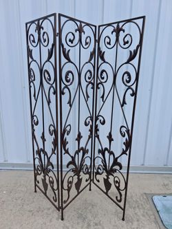 Vintage Metal Fleur De Lis 3 Panel Decorative Folding Screen Finished .