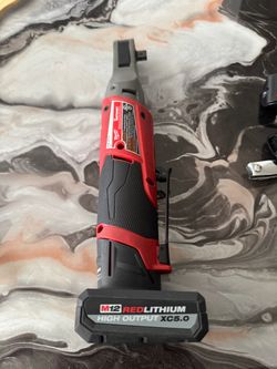 Milwaukee 3/8 ratchet used with battery only serious buyers please