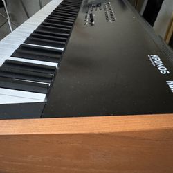 Korg Kronos 88 v.2 (software update to 3.2.1)