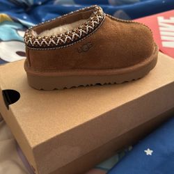 Toddler Uggs 