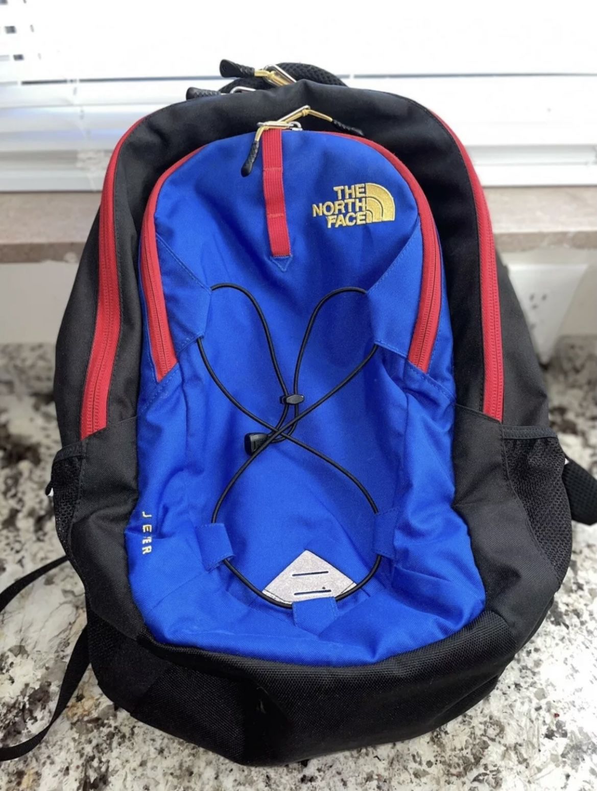North Face Backpack - Very Good Condition